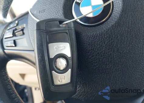 2012 BMW 328I z USA, uszkodzony, nr VIN WBA3A5C53CF341194